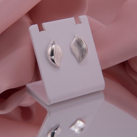 Silber Ohrstecker geschwungen